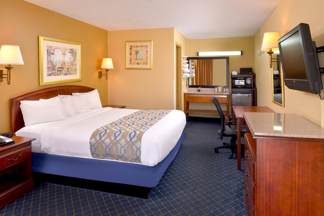 Americas Best Value Inn - Monroeville Exterior photo
